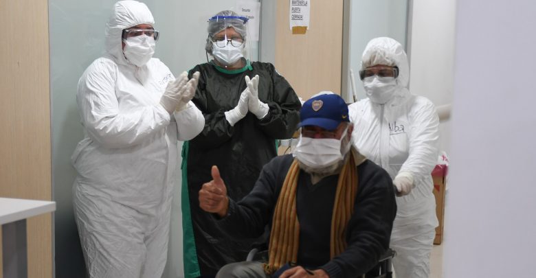 Gustavo Ratti, el primer paciente del Hospital  Municipal de San Fernando dado de alta