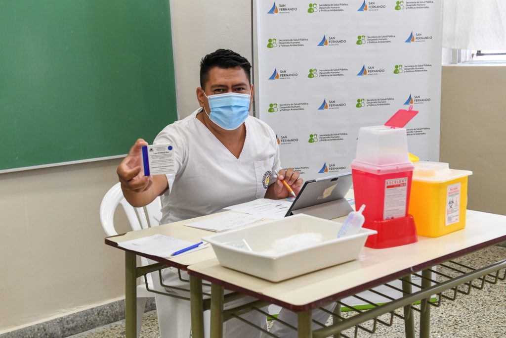 Comenzó la vacunación contra Covid-19 para mayores de 60 años y personas de riesgo en San Fernando