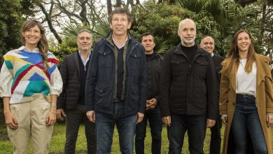 Todo el equipo junto a Posse y Larreta