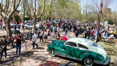 Llegada y exposición de los vehículos, en el corredor aeróbico