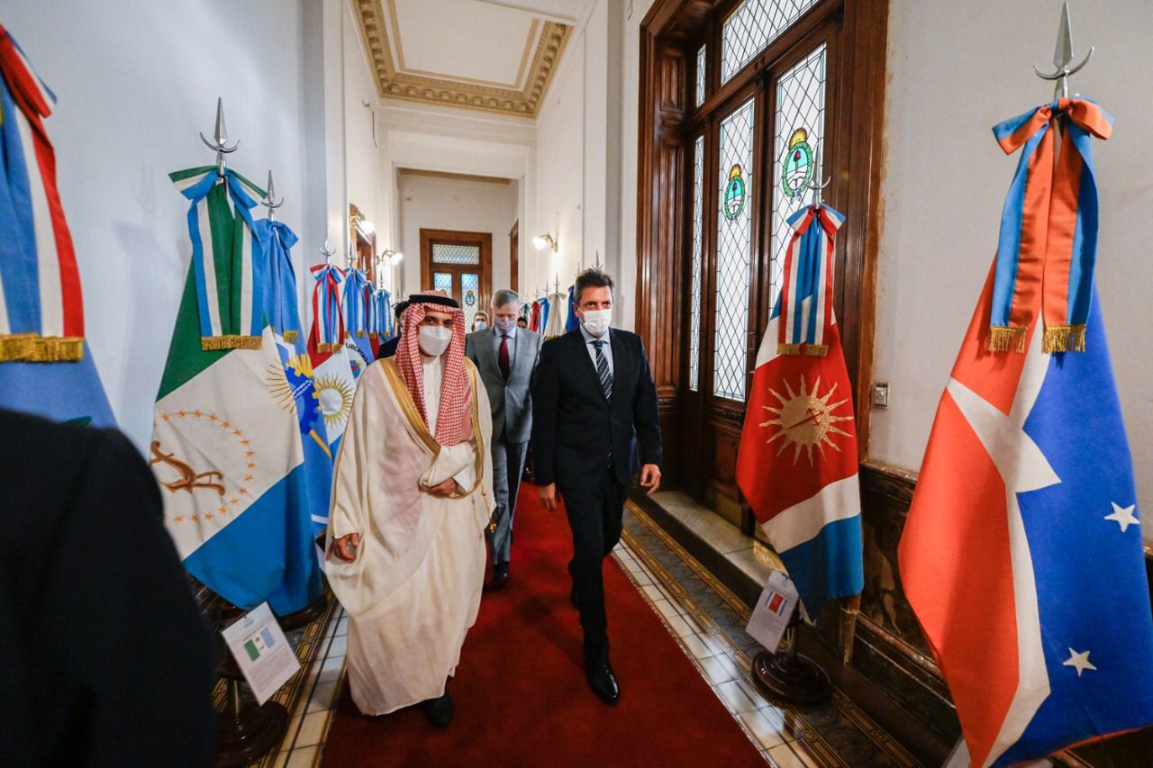 Massa y el príncipe Faisal Bin Farhan Al Saud