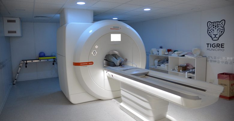 Servicio de resonancia magnética en el Hospital de Diagnóstico Inmediato de Don Torcuato