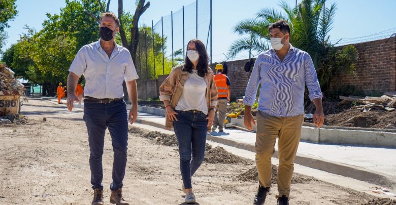 Soledad Martínez en el Paseo de la Costa