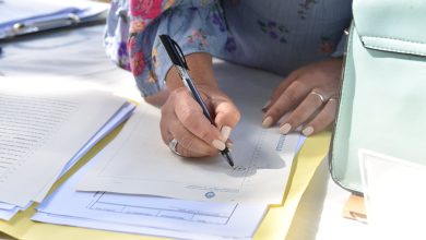 Escrituras para familias de Escobar