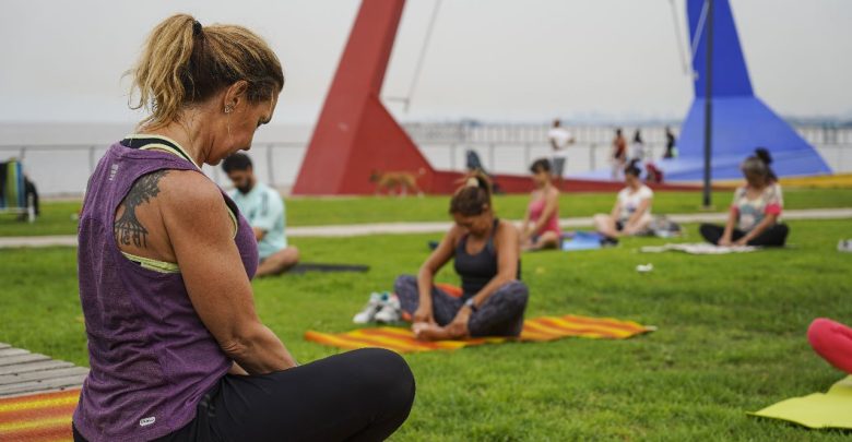 Yoga en el Costa