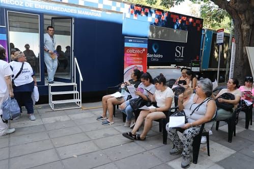 San Isidro instaló un consultorio móvil