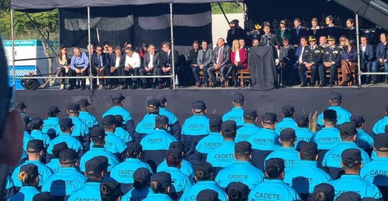 Acto de egreso de 3.492 cadetes y 500 conductores de la Policía Bonaerense
