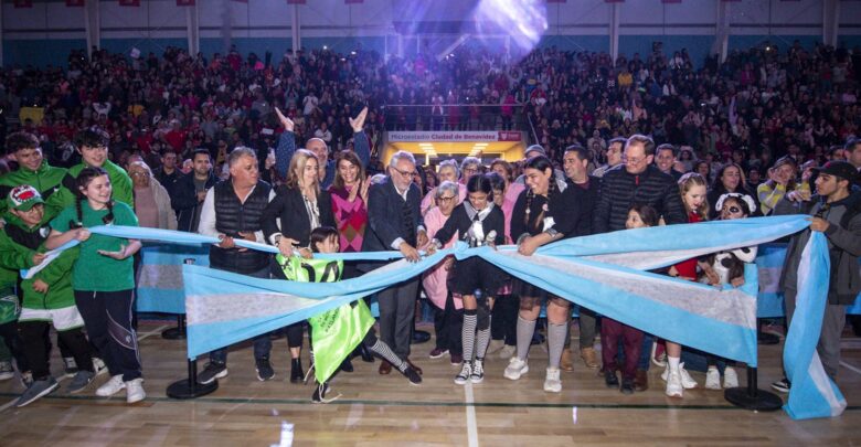 Inauguración del Microestadio Municipal Ciudad de Benavídez