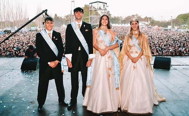 Embajadora de la Fiesta Nacional de la Flor, Joaquina León