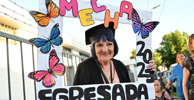 La vecina escobarense de 101 años egresó del secundario