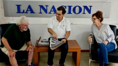 Rodolfo Ranni, Esther Goris junto a Juan Carlos Acero en la redacción de Nuevo Norte