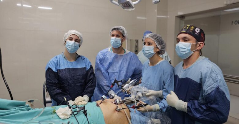 Se realizó una importante cirugía de estómago en el Hospital Larcade