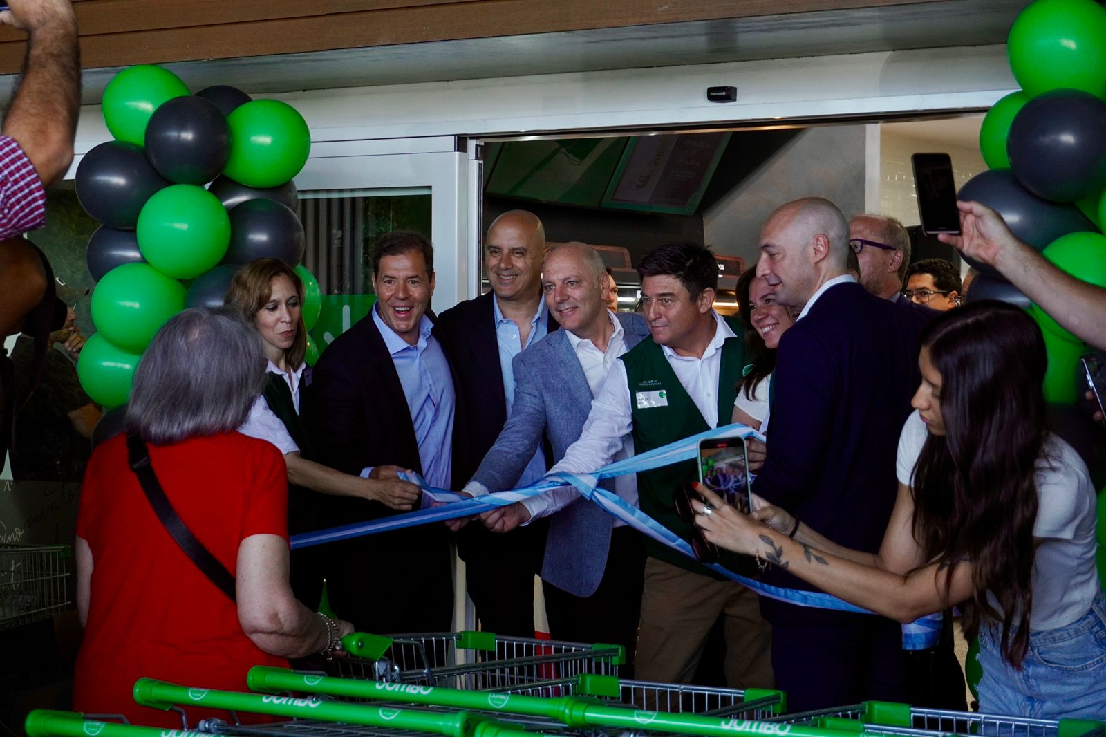 Inauguración del Jumbo Puertos Escobar