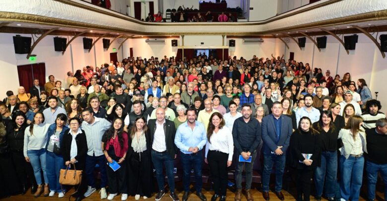 Programa Escobar Participa