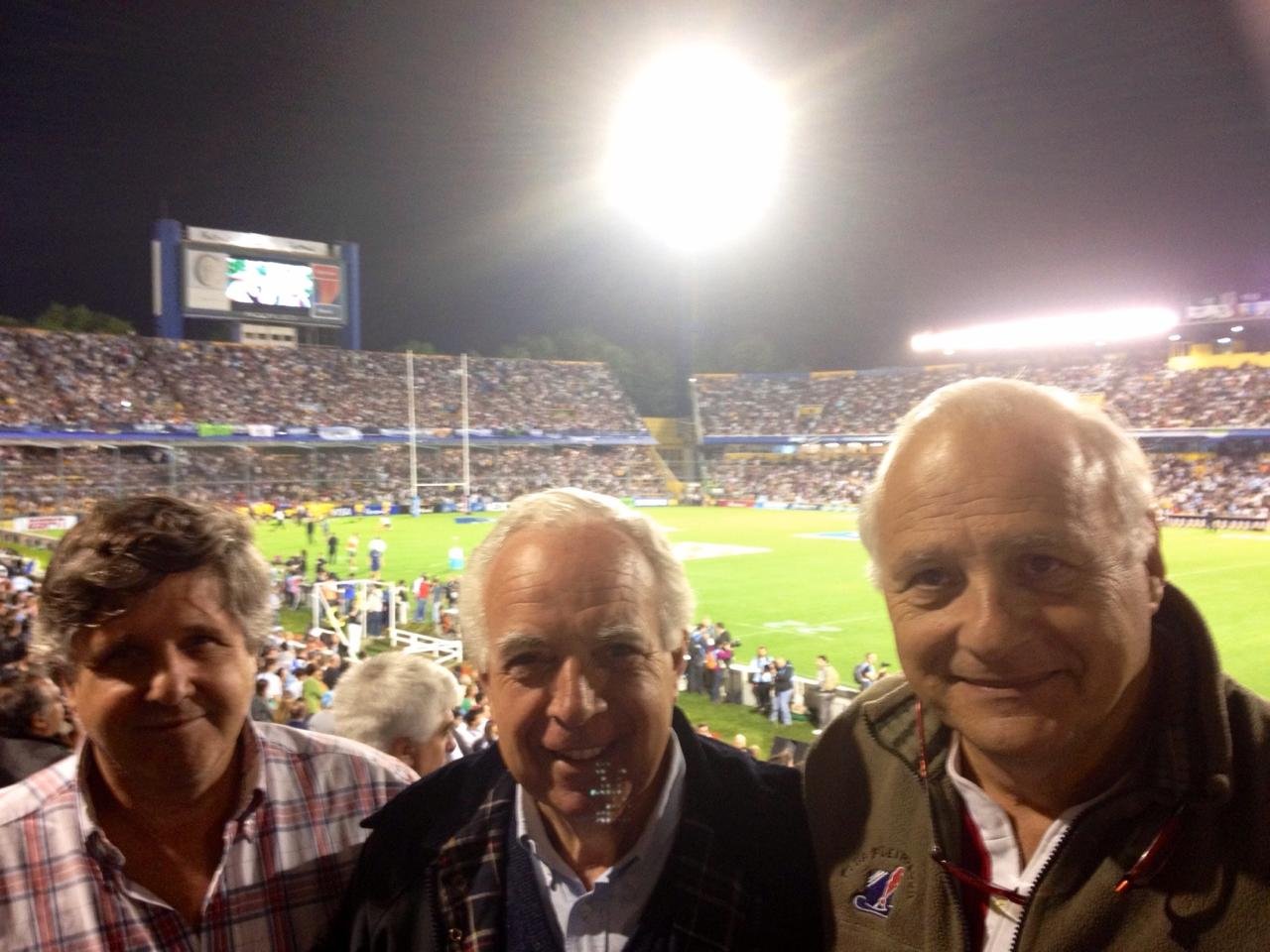 Eddie Sierra, Juan Carlos Luongo Bartolomé Abella Nazar en un partido de Los Pumas en la cancha de Rosario Central