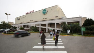 Unicenter Shopping