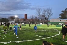 Cancha de fútbol 11 de césped sintético