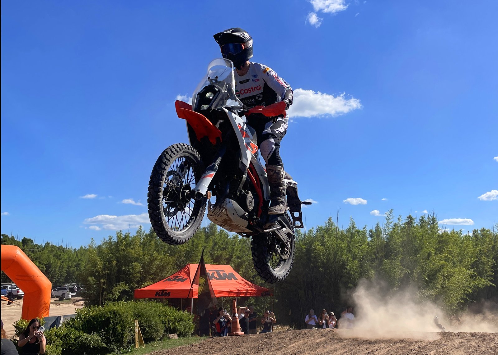 KTM nueva línea 390