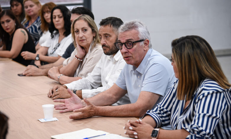 Julio Zamora se reunió con directivos de escuelas de Tigre