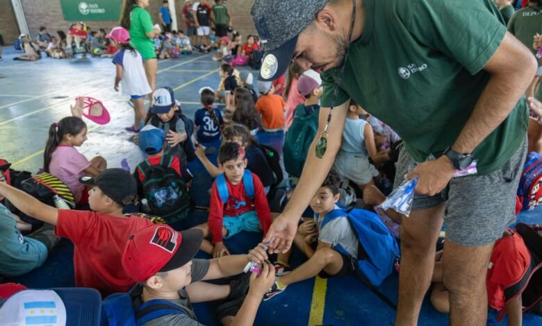 Entrega de cepillos dentales