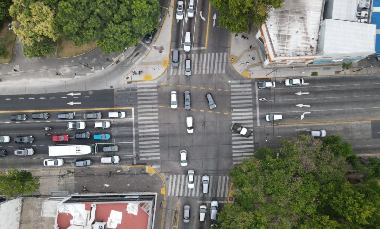 Intersección de av. Centenario y av. Márquez