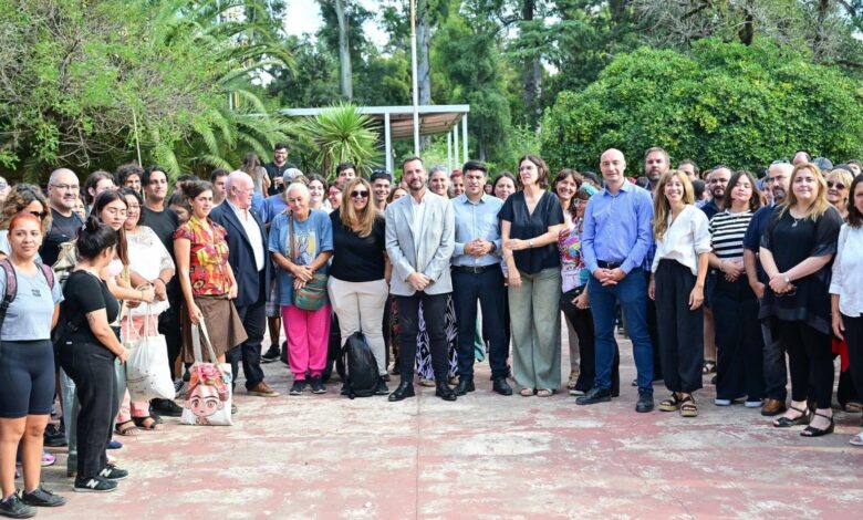 Ariel Sujarchuk en el Instituto Superior Municipal “Luis Alberto Spinetta”