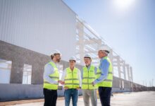 Ariel Sujarchuk en el nuevo centro de Almacenamiento de Mercad Libre