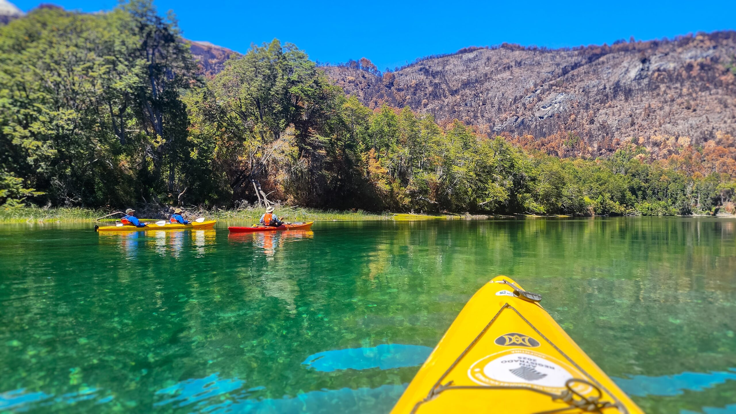 Kayak en Lago Verde