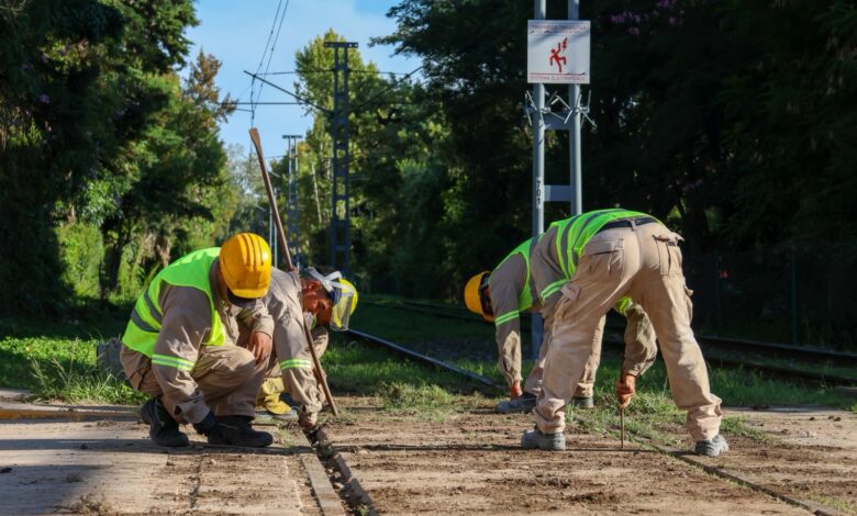 Trabajos del aliviador Alto Perú a la altura de las vías del Tren de la Costa