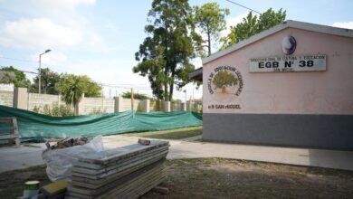 Trabajos en la fachada de la Escuela Primaria N°38