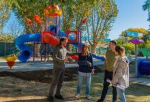 Juan Andreotti recorrió la última etapa de obra de un nuevo parque alrededor del Tren de la Costa