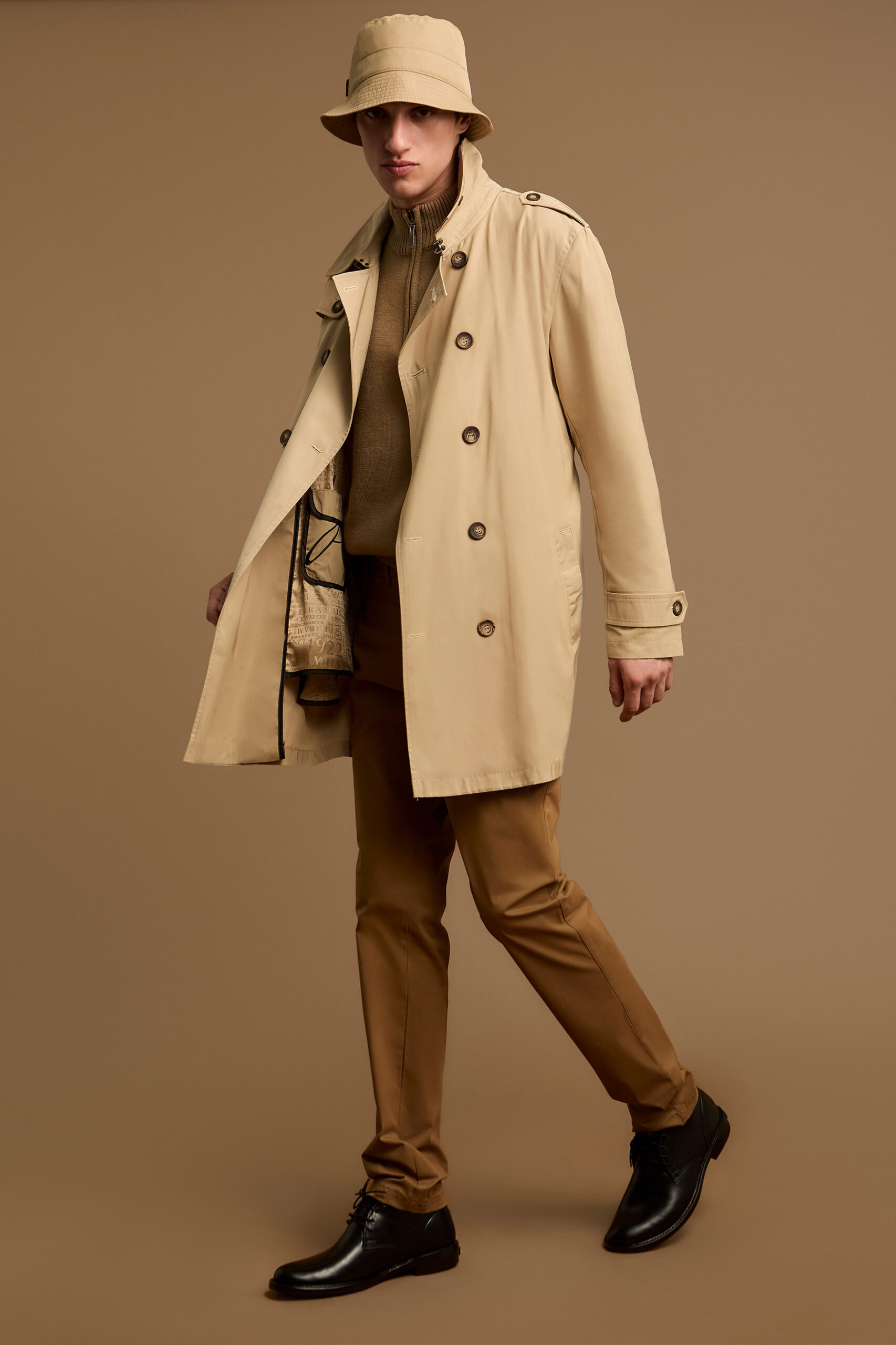 PERRAMUS: ION BEIGE