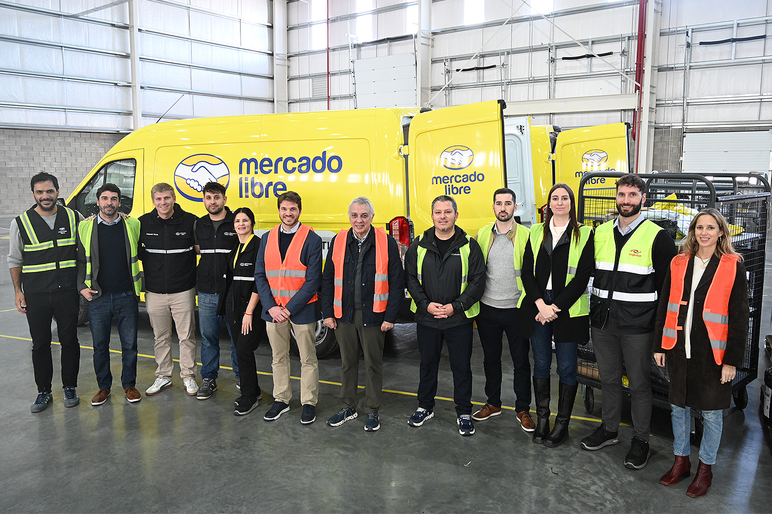 Julio Zamora recorrió el nuevo centro logístico de Mercado Libre