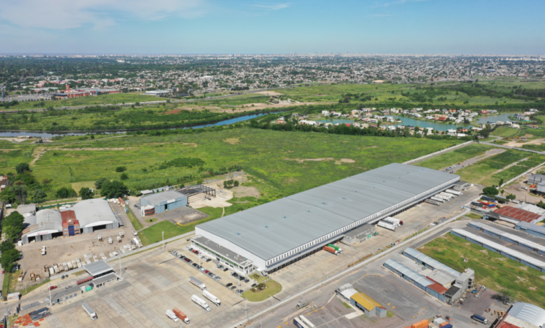 Nuevo centro logístico de Mercado Libre en Don Torcuato operado por Loginter