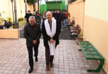 Julio Zamora y Monseñor Guillermo Caride en el Refugio "Mama Antula"