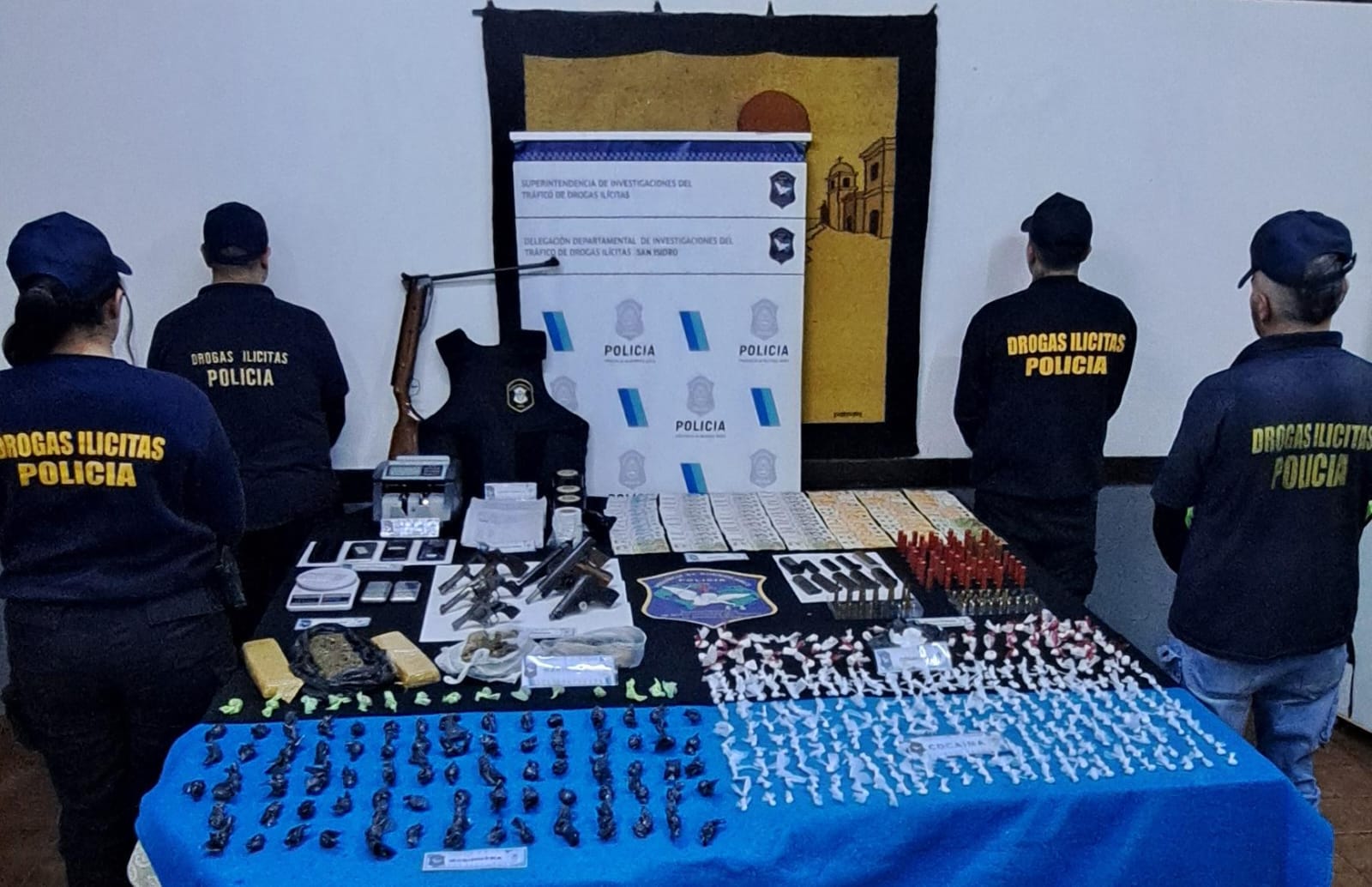 Nuevo operativo en La Cava