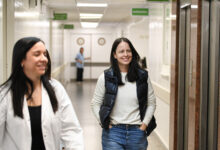 Soledad Martínez en el Houssay
